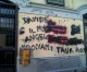 Scritte vandaliche nella stazione di Parona