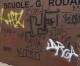 Graffiti e sporcizia si segnalano on line Ora basta un click dallo smartphone