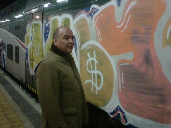 graffiti-trenord-1_t.jpg.pagespeed.ce.pPocO8-XQr